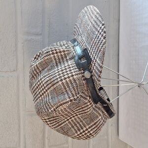 🗞 Wool-blend newsboy cap/cabbie hat. Plaid houndstooth print. OSFM